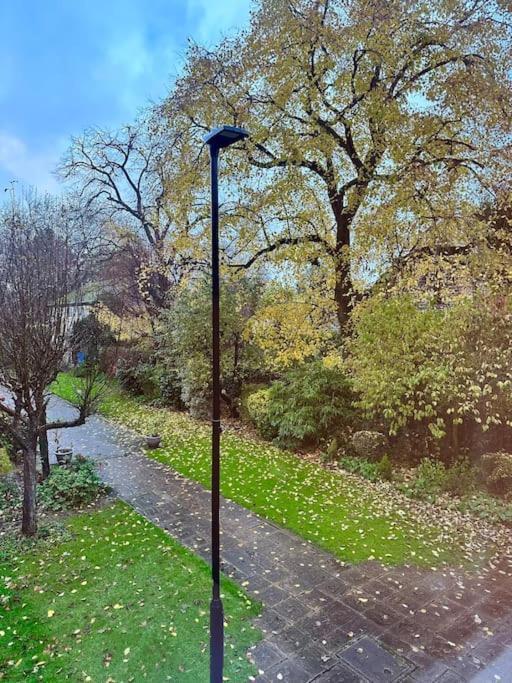 Stylish 2 Bedrooms Flat In A Quiet Cul-De-Sac Area, Near Sheffield City Centre With Free Parking エクステリア 写真