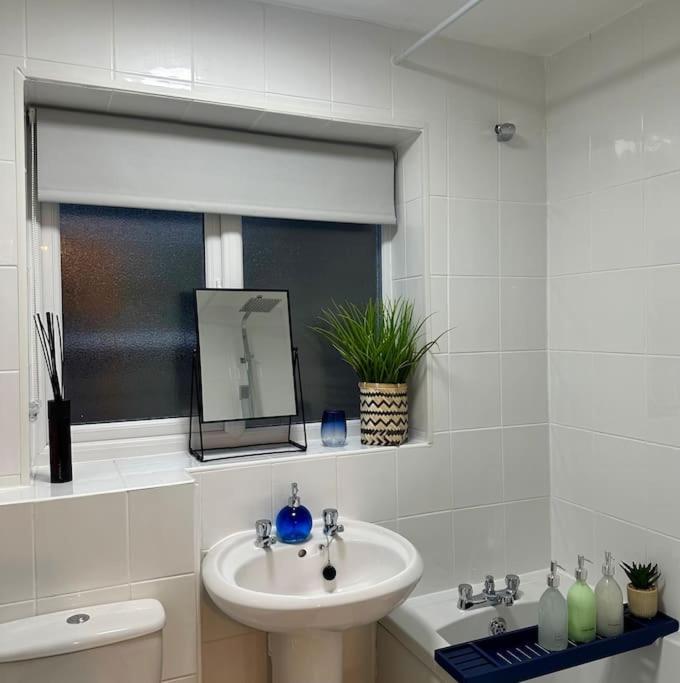 Stylish 2 Bedrooms Flat In A Quiet Cul-De-Sac Area, Near Sheffield City Centre With Free Parking エクステリア 写真